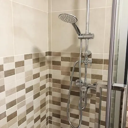 Cerca Del Centro De